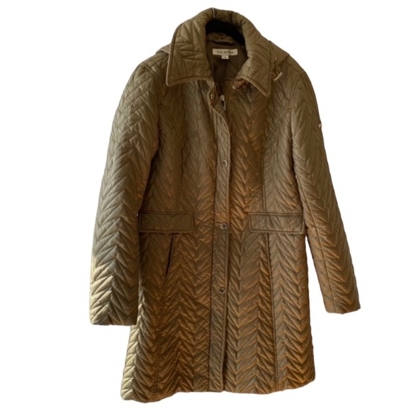 Via Spiga Jackets & Blazers - Via Spiga jacket zig zag quilted midi puffer SZ S. NWOT Color Sage.